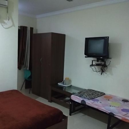 Sai Tirumala Residency Tirupati Bagian luar foto