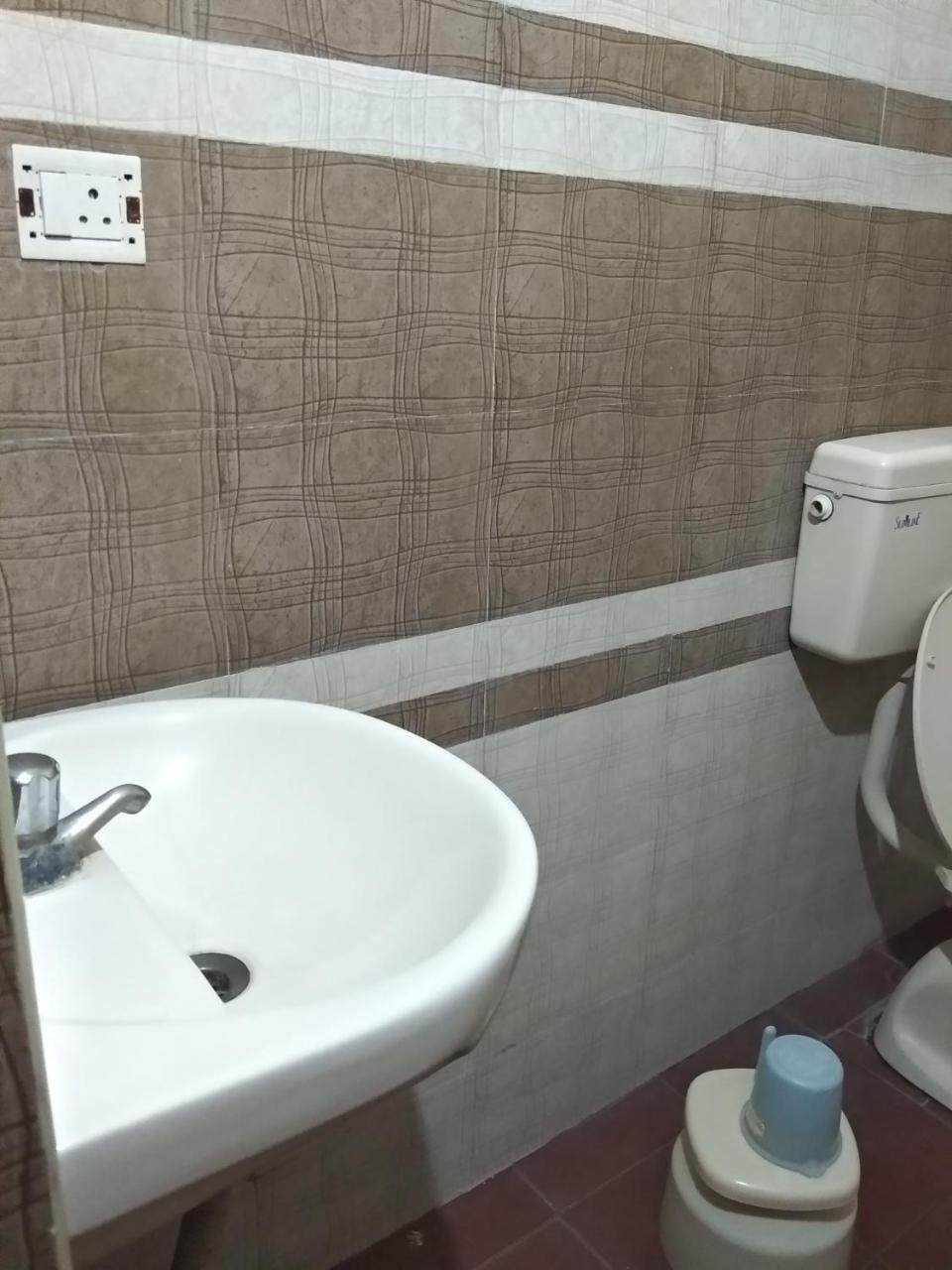 Sai Tirumala Residency Tirupati Bagian luar foto