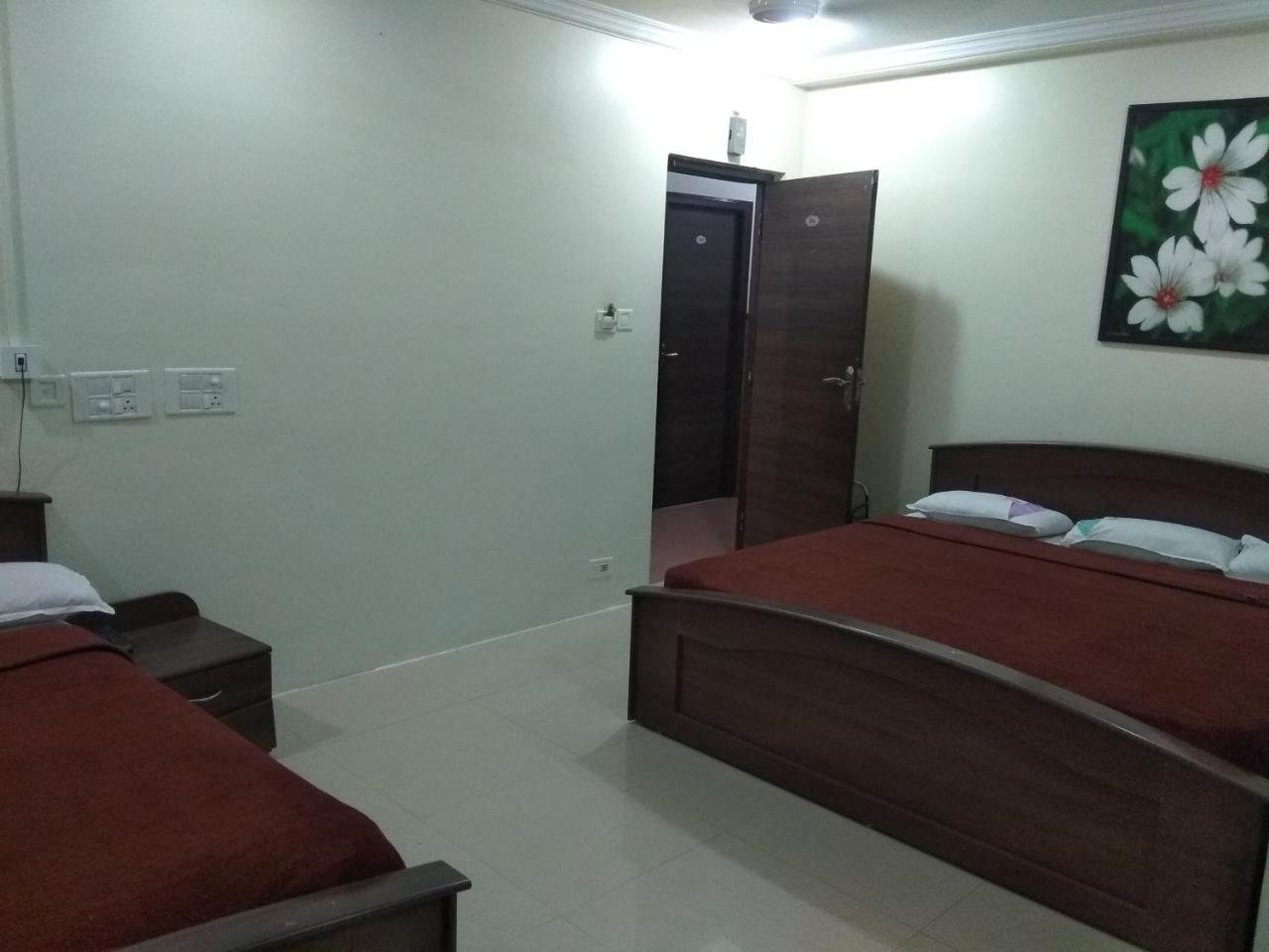 Sai Tirumala Residency Tirupati Bagian luar foto