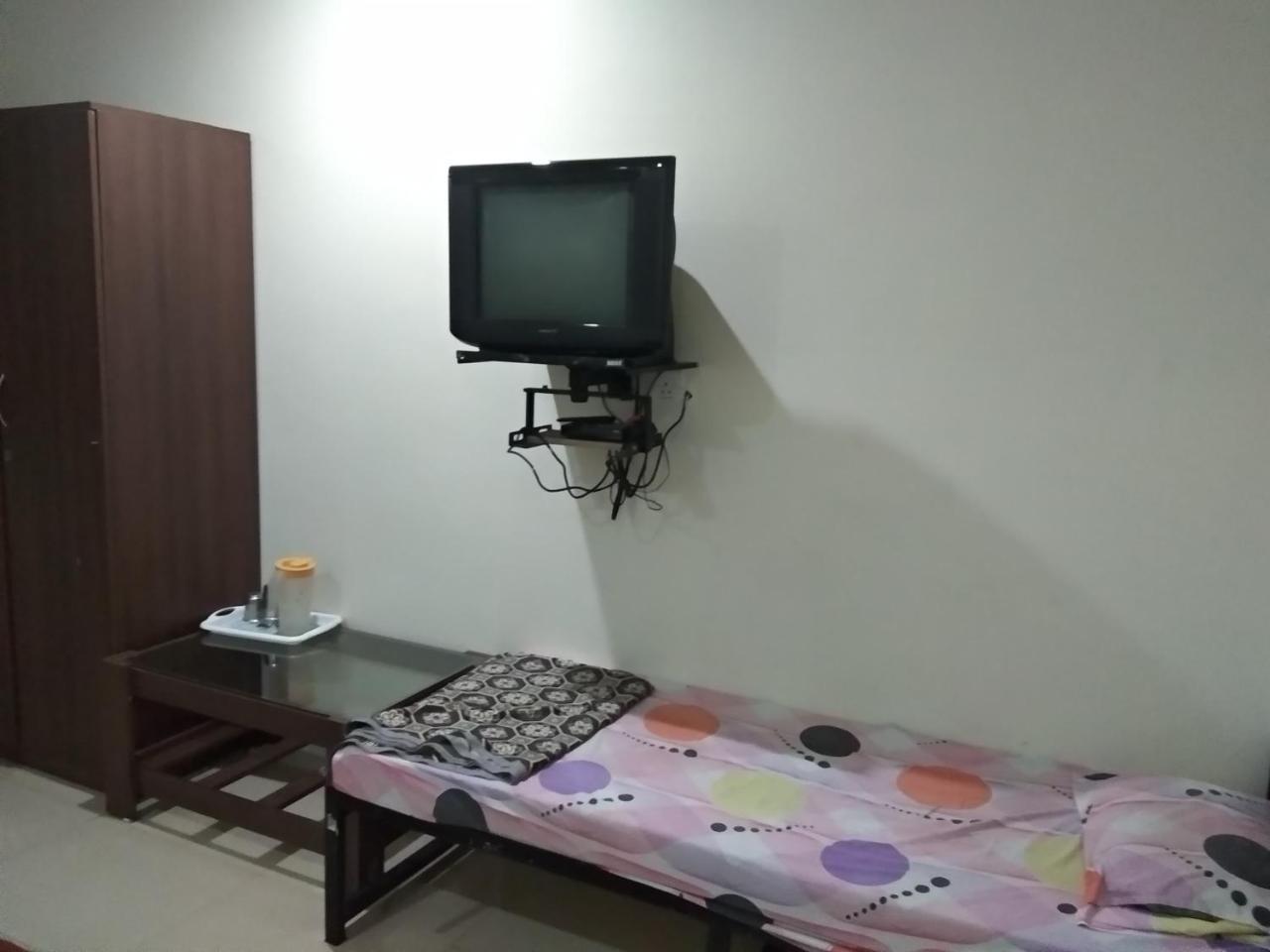 Sai Tirumala Residency Tirupati Bagian luar foto